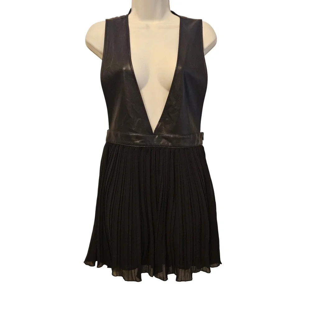 Zara‎ Womens Black Faux Leather Plunging V-Neck Pleated Mini Dress Small 1599